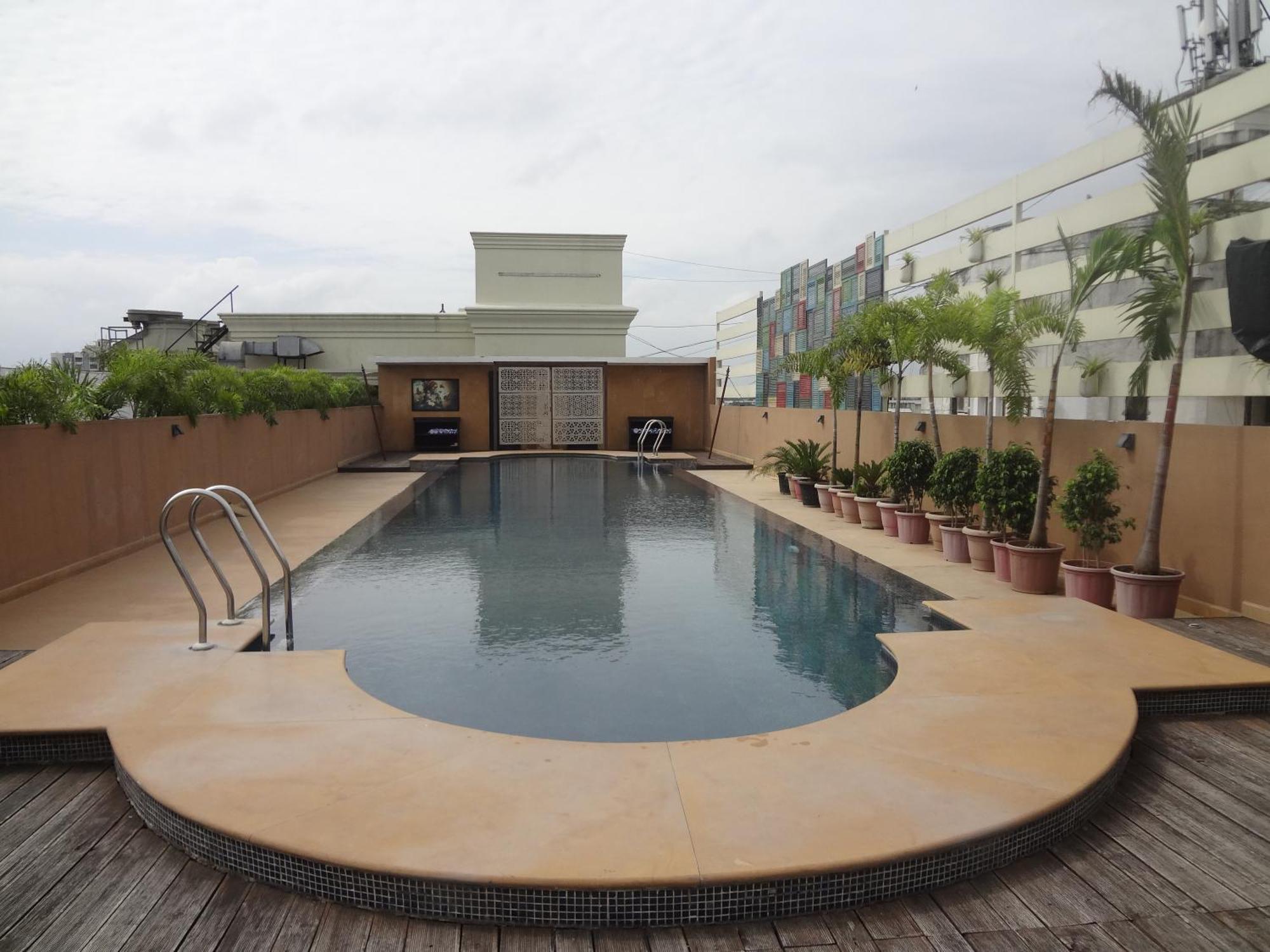 Hotel Tuli Imperial Nagpur Esterno foto