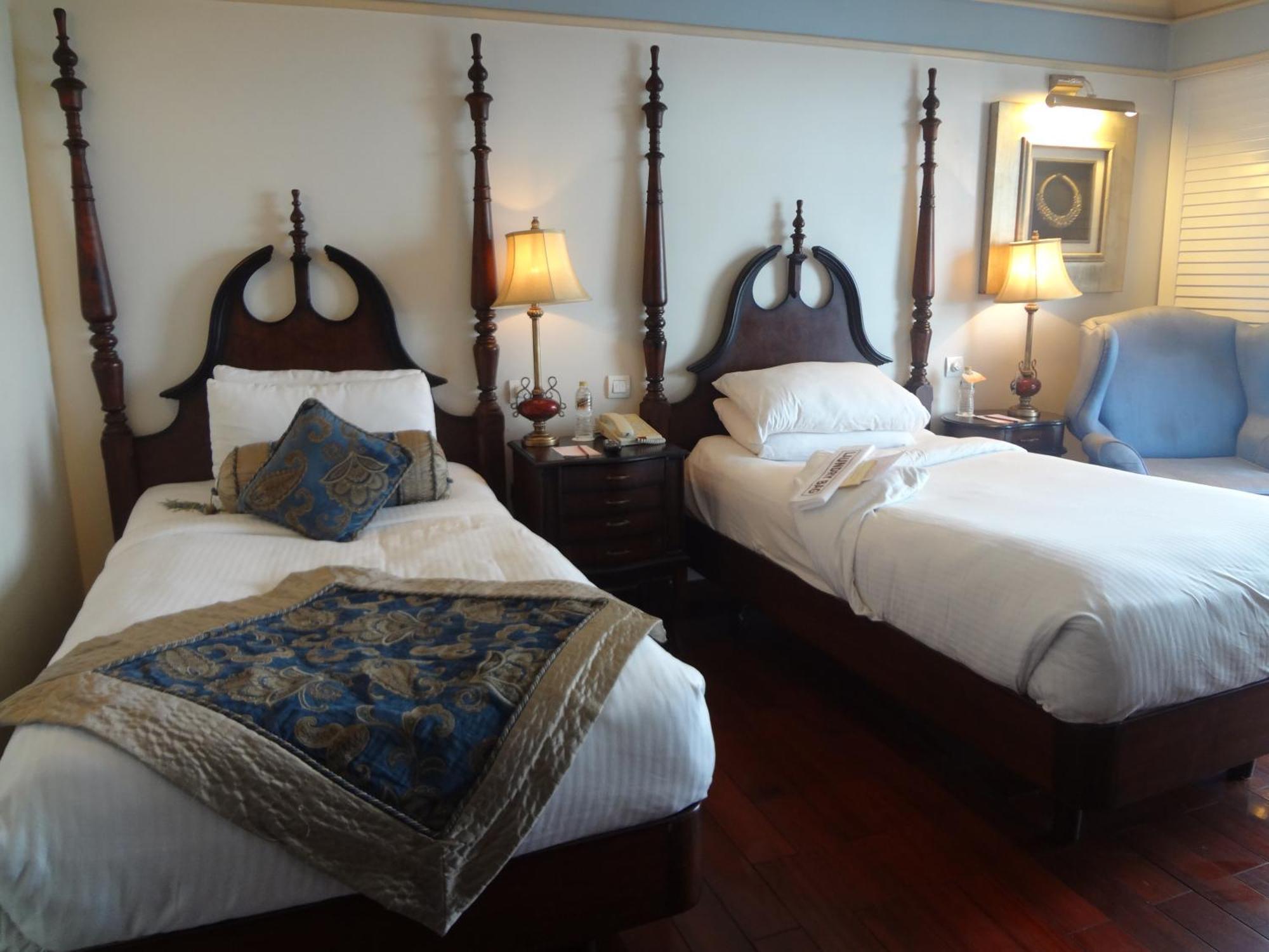 Hotel Tuli Imperial Nagpur Esterno foto