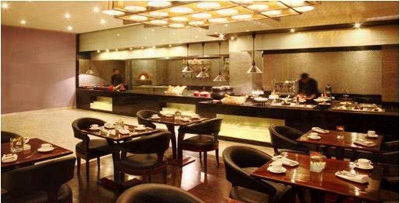 Hotel Tuli Imperial Nagpur Esterno foto