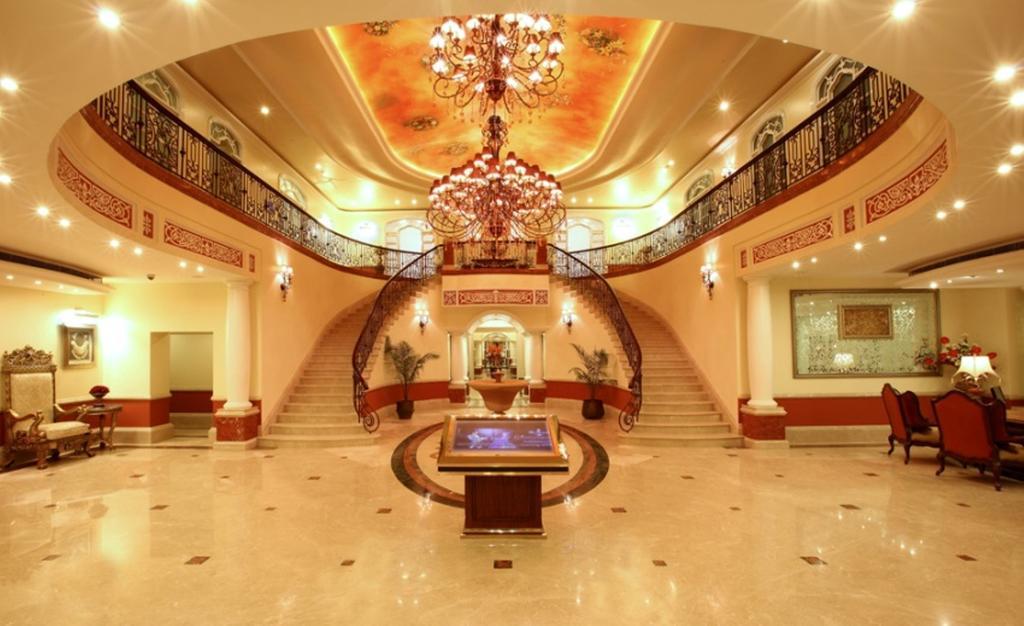 Hotel Tuli Imperial Nagpur Esterno foto