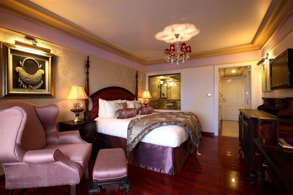 Hotel Tuli Imperial Nagpur Esterno foto