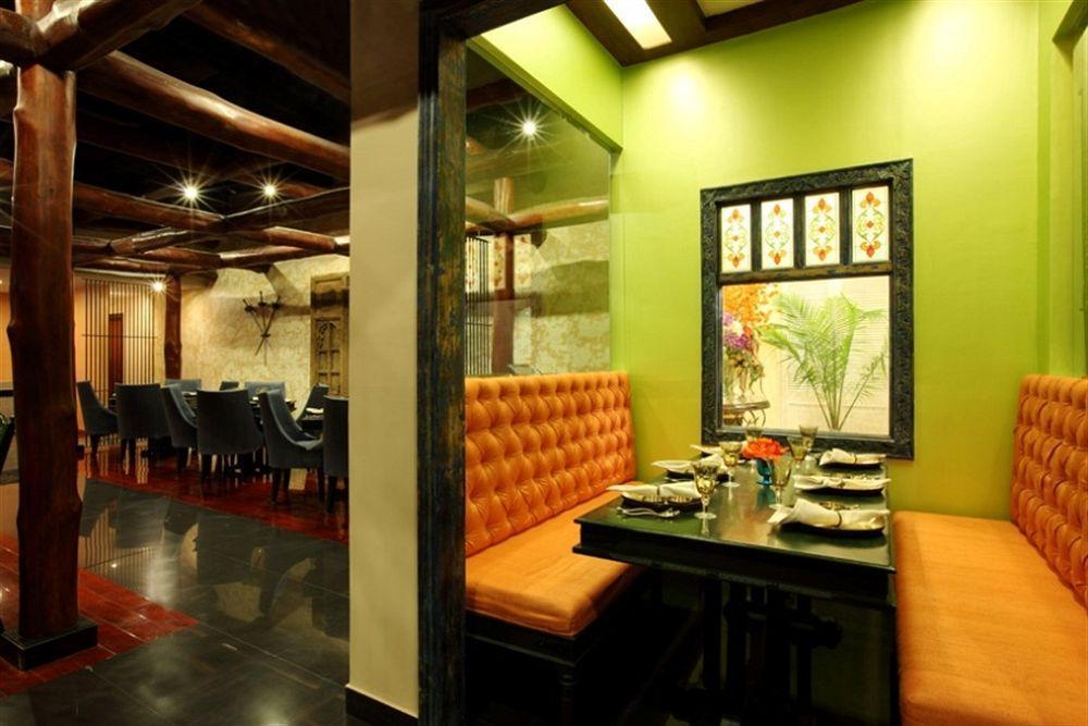 Hotel Tuli Imperial Nagpur Esterno foto